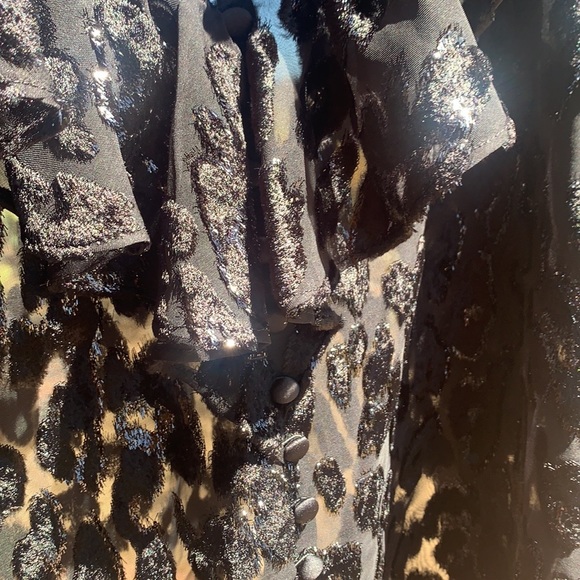 Alice + Olivia - Picture 3 of 3